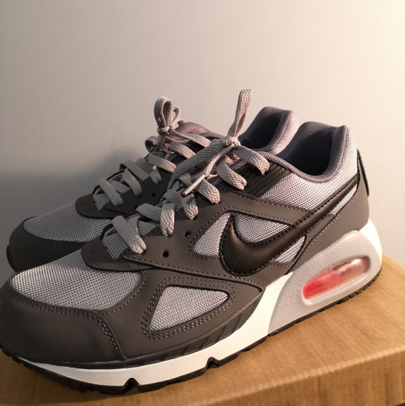 Nike air max ivo - Picture 5 of 6